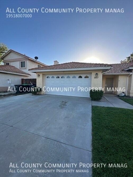 Building Photo - 1857 Creekside Dr
