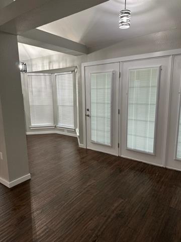 Foto del edificio - 2128 Rim Rock Dr