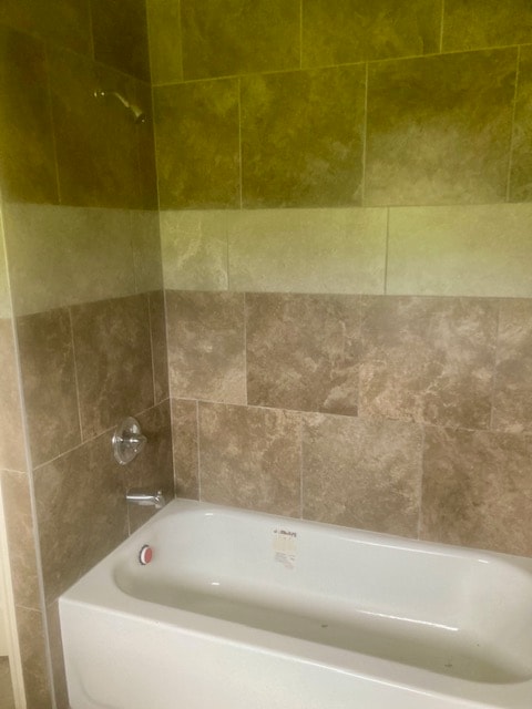 Foto del edificio - 1001 McDonald Dr