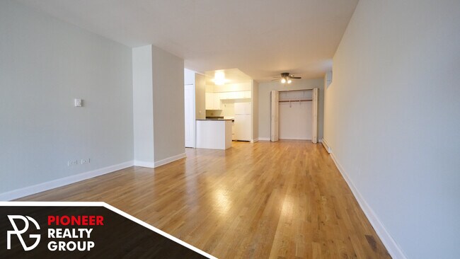Foto del edificio - 1447 N Dearborn St