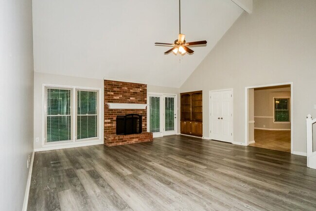 Foto del edificio - 8723 Rocky Top Cove