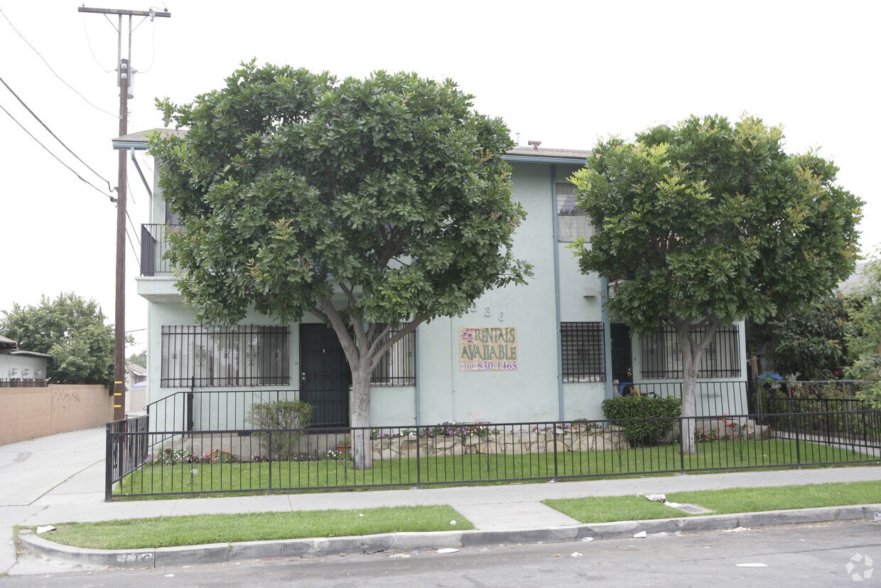 Foto del edificio - 336 E 20th St