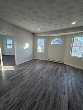 Building Photo - 539-541-541 N Front St