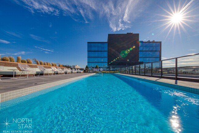 Foto del edificio - 5060 N Broadway St