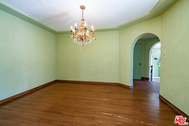 Foto del edificio - 2005 Holmby Ave