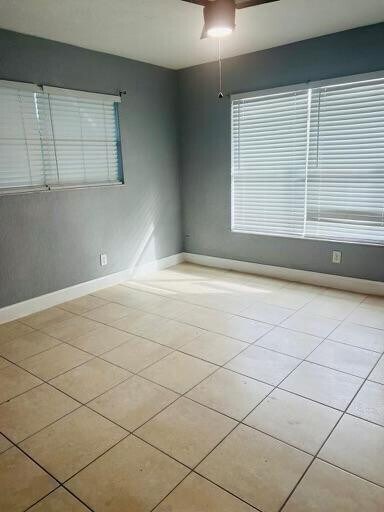 Foto principal - 2844 SW 3rd Ct