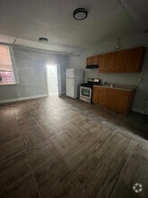 Building Photo - 1009 Chancellor Ave