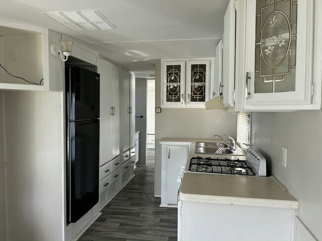 Building Photo - 17031 US-301