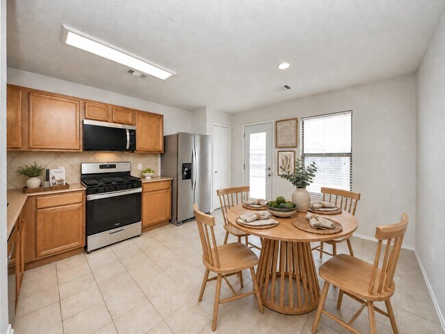 Building Photo - 2930 Ribbon Creek Way