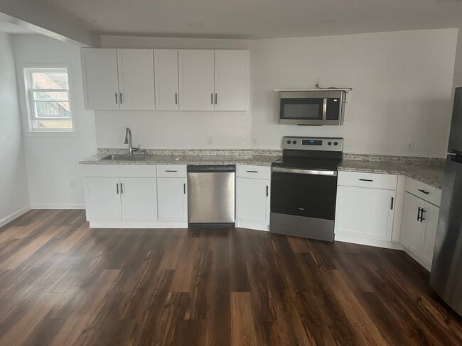 Building Photo - 1714 Union St