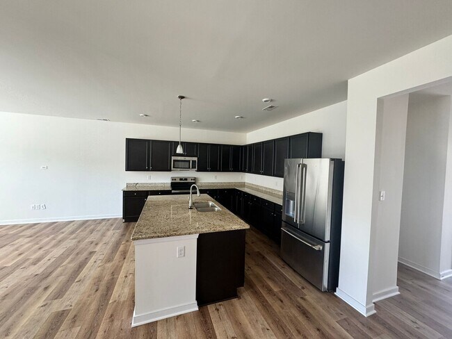 Foto del edificio - 12333 Wescott Way, Midlothian, VA 23112