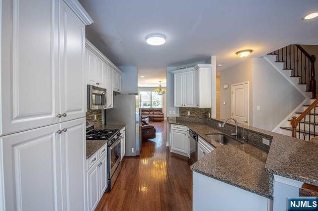 Foto del edificio - 1705 Whitney Ln