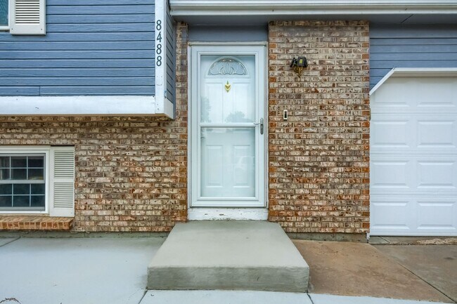 Foto del edificio - 4 Bedroom single family home in Parker