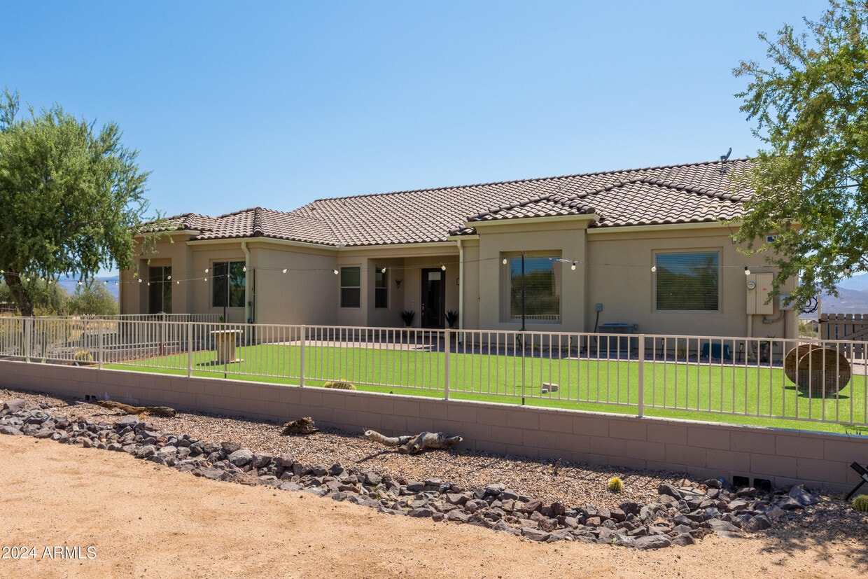 Primary Photo - 17102 E Las Piedras Wy