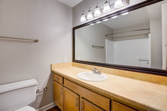 Building Photo - High Ridge Apartments