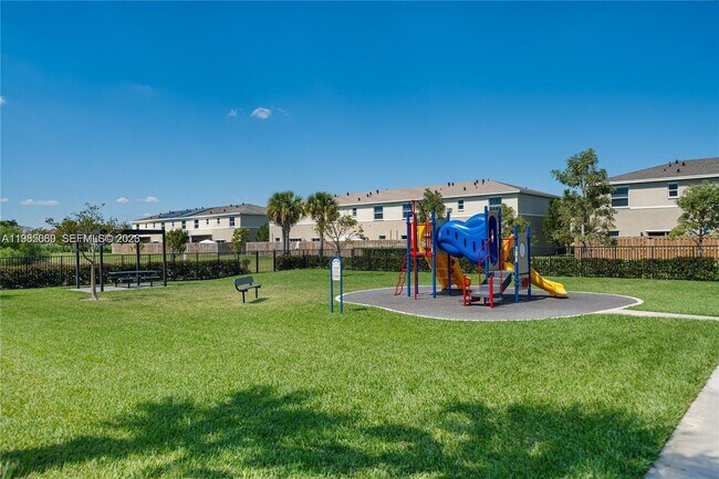 Foto del edificio - 495 NE 5th Ln