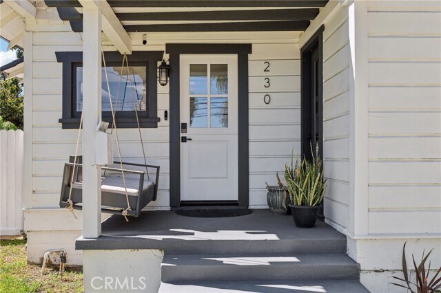 Foto del edificio - 230 S B St