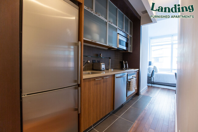 Foto del edificio - 620 W 42nd St