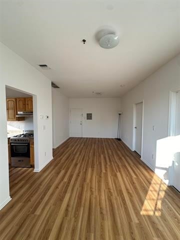 Building Photo - 203 Academy St