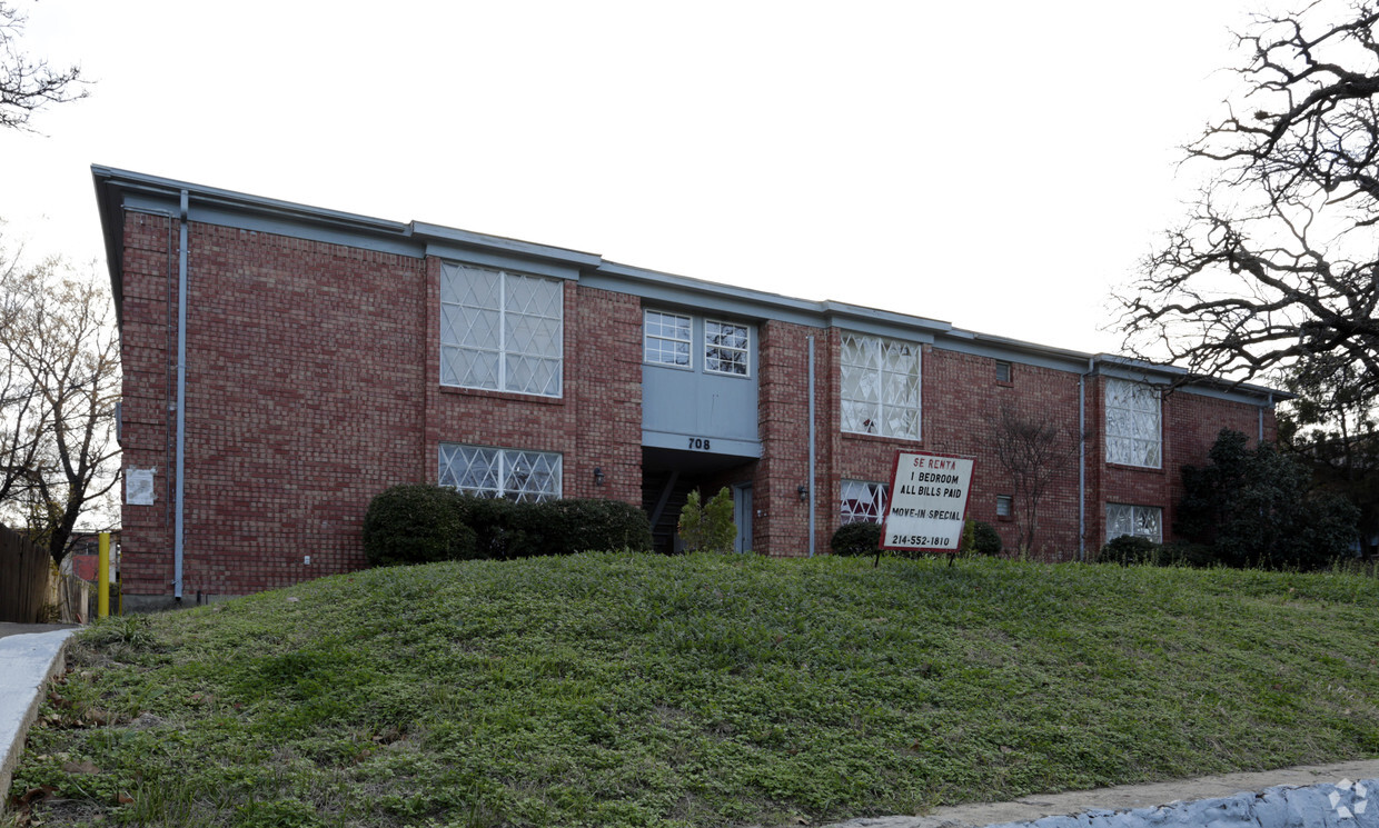 Building Photo - 708 N Marsalis Ave