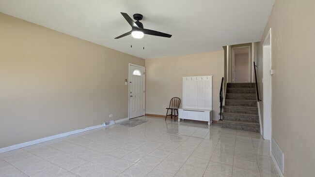 Foto del edificio - 2165 N Westmoreland Dr