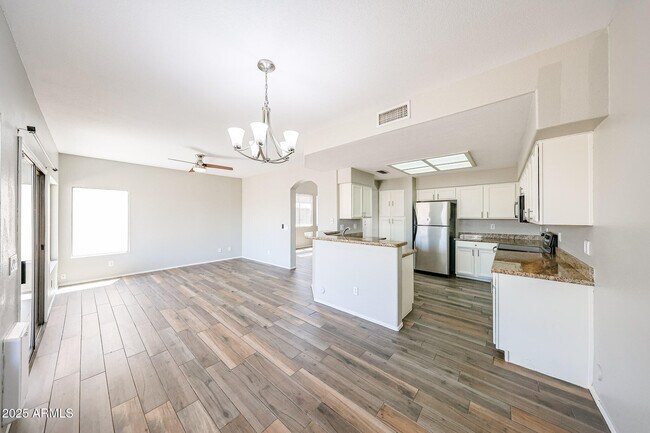 Building Photo - 3534 W Chama Dr