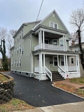 Building Photo - 41 Fairfield St