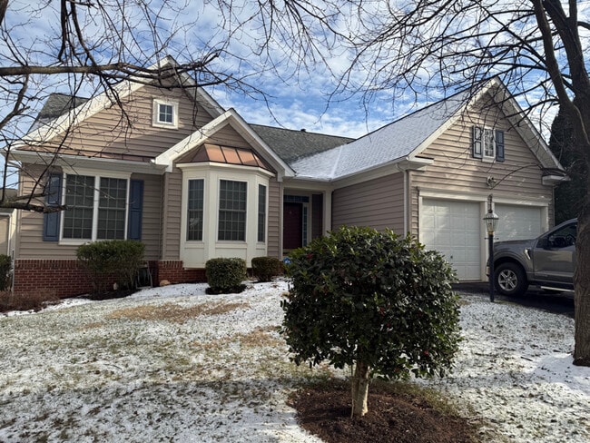 Building Photo - 638 Hunters Rd