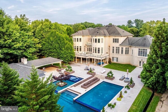 Building Photo - 860 Nicholas Run Dr