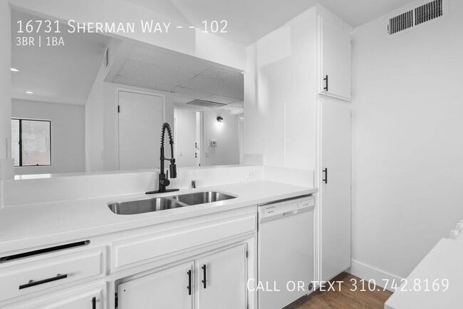 Building Photo - 16731 Sherman Way