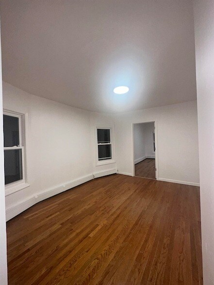 Foto del edificio - 23 Valley Pl