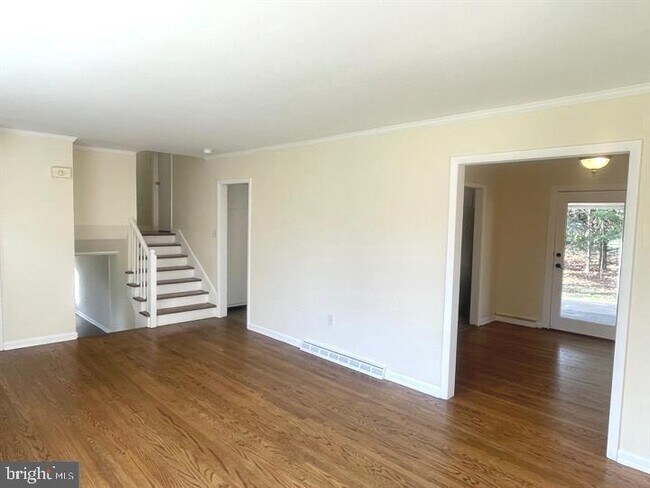 Foto del edificio - 13008 Woodburn Dr