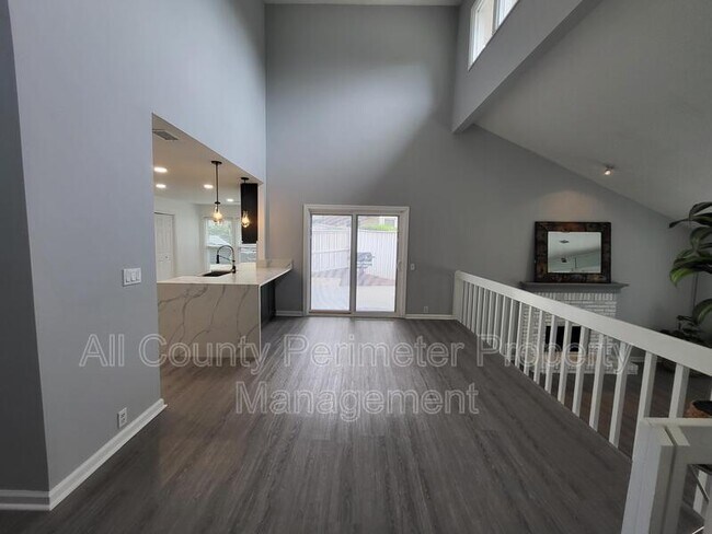 Foto del edificio - 108 Dunwoody Springs Dr