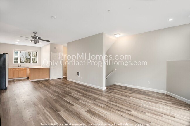 Building Photo - Live the Southwest Beaverton Lifestyle: Yo...