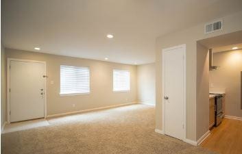 Building Photo - 2201 W. William Cannon Dr