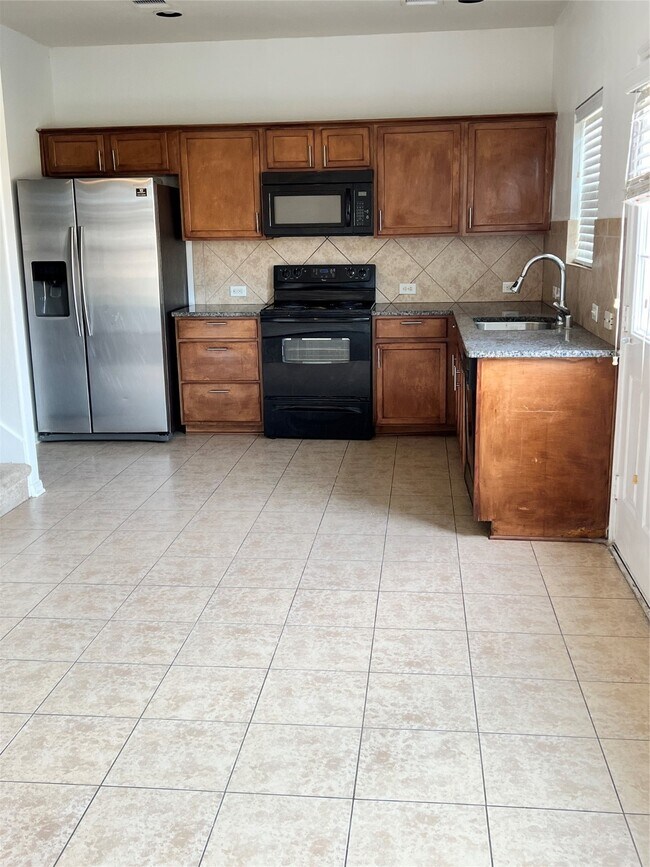 Building Photo - 7459 Tonsley Springs Dr