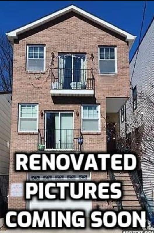 Building Photo - 189 Terrace Ave