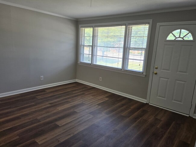 Building Photo - 142 N Belair Rd in Evans - 2 Bedroom, 1 Ba...