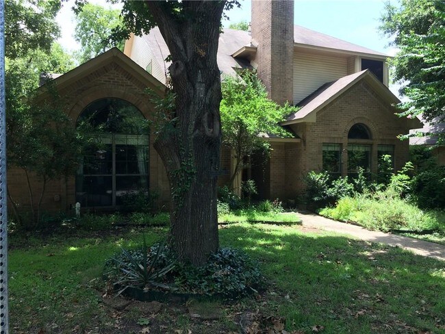Foto del edificio - 1929 Highland Park Cir
