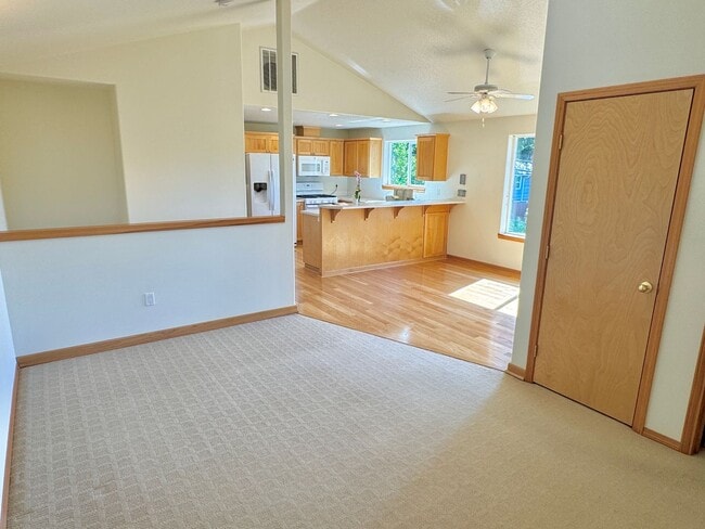 Building Photo - Montavilla Polished 2-Story with Hardwoods, Whole House A/C, Attached Garage, Off-street Parking