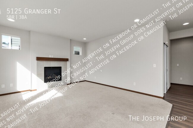 Building Photo - 5125 Granger St