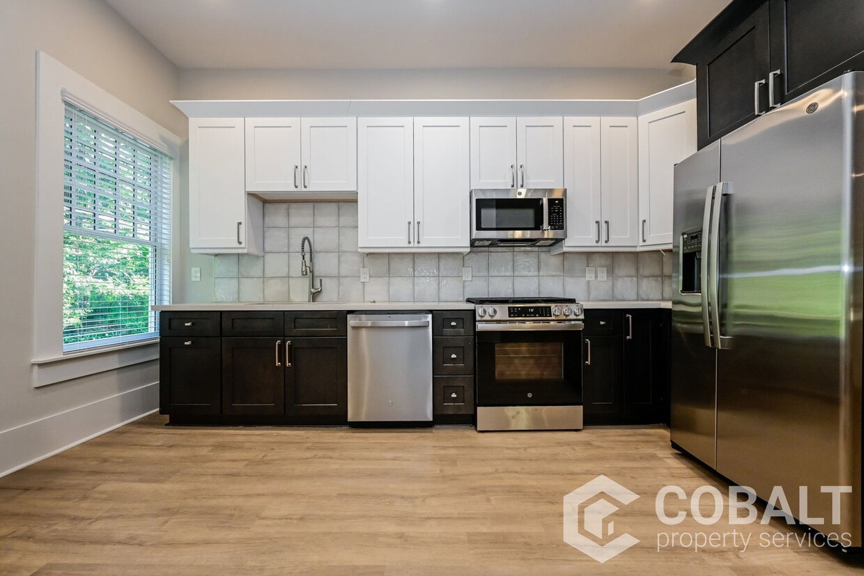 Photo - 616 Linwood Avenue Northeast
