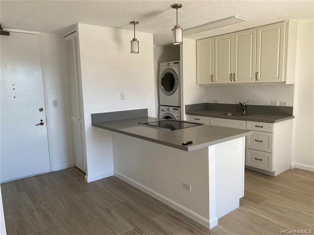 Foto del edificio - 320 Lili?uokalani Ave