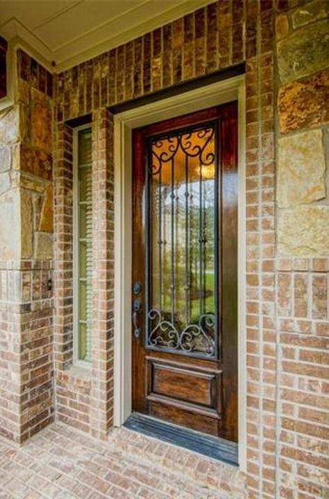 Building Photo - 10724 Straw Flower Dr