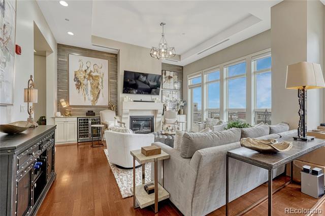 Building Photo - 5455 Landmark Pl