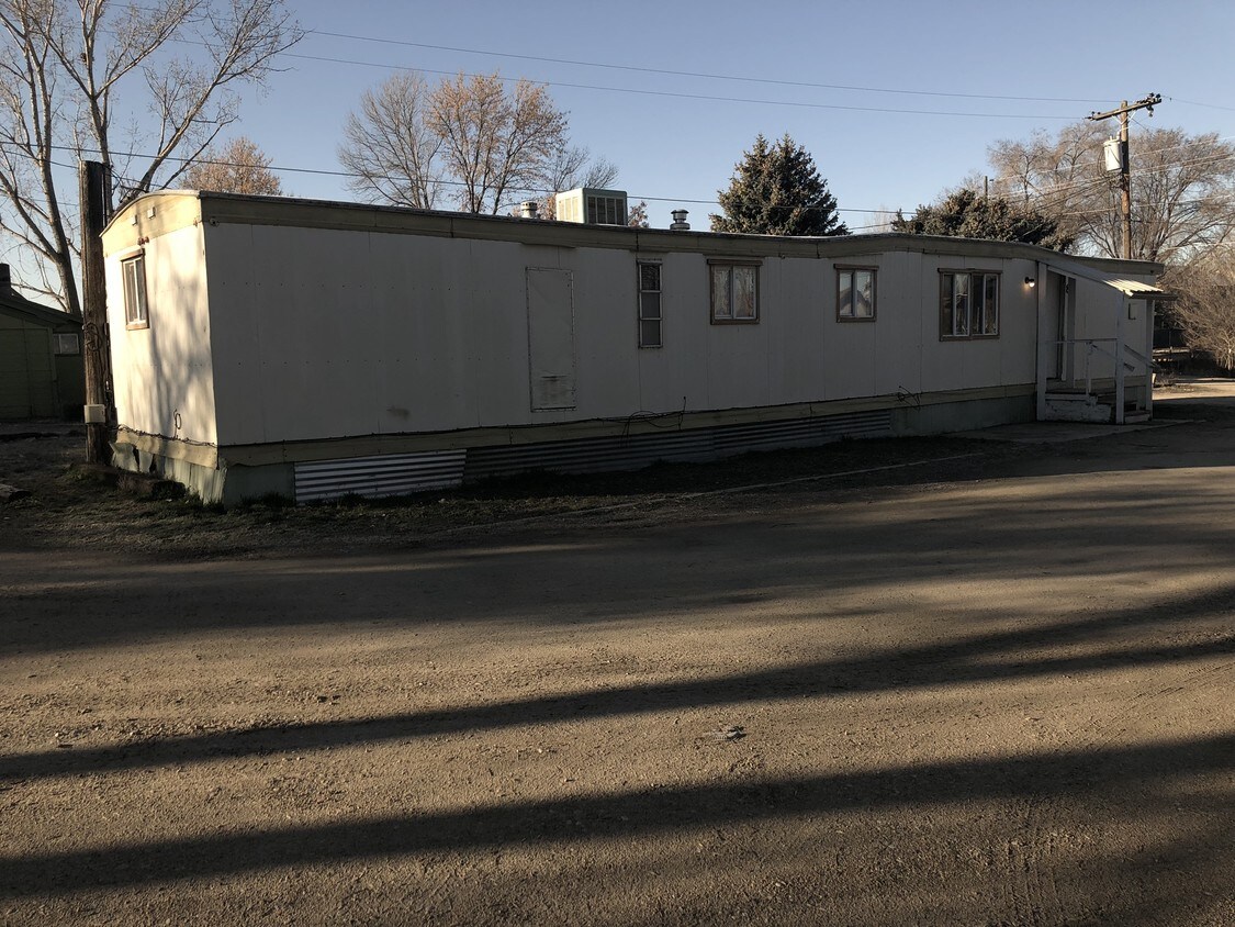 Foto principal - 321 E Idaho St