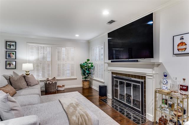 Foto del edificio - 6382 Waverly Way