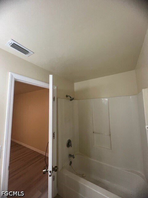 Foto del edificio - 730 Holmes Ave