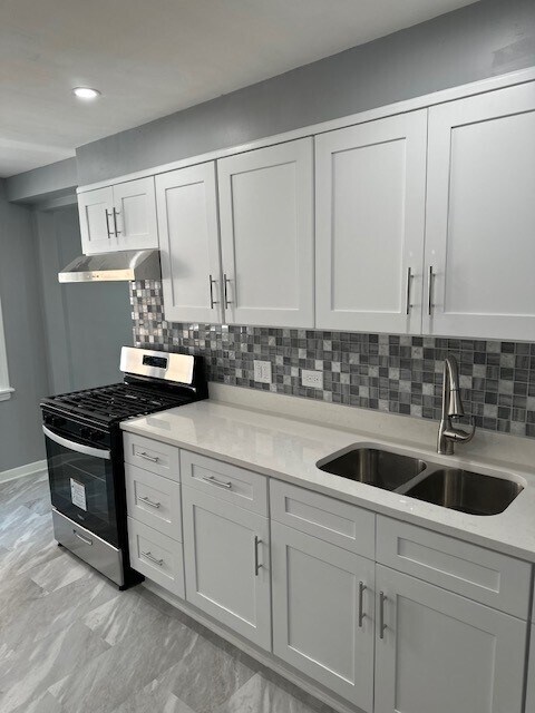 Foto del edificio - 4844 Mulford St