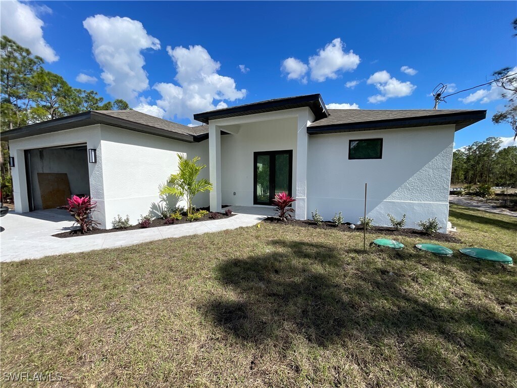 Foto principal - 829 Gillian Ave